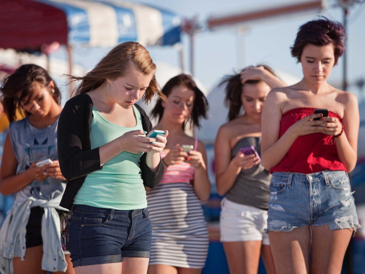 بررسی آسیب زایی موبایل بر سلامت انسان.. موبایل ها مضرند اما ضرر ندارند! بررسی آسیب زایی موبایل بر سلامت انسان.. موبایل ها مضرند اما ضرر ندارند!