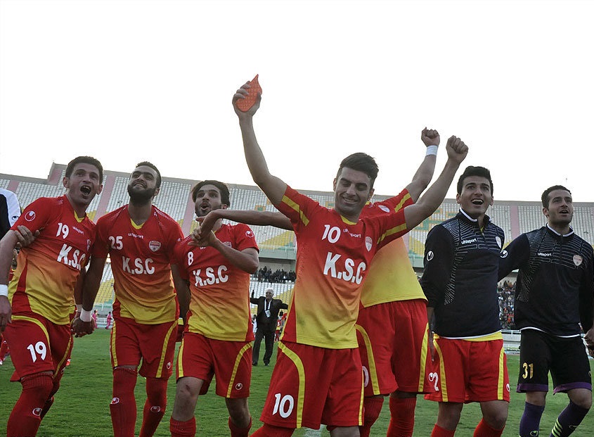 پرسپولیس به رده دهم لیگ برتر سقوط کرد پرسپولیس به رده دهم لیگ برتر سقوط کرد