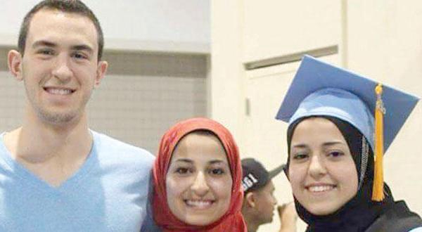 مناقشه بر سر قتل سه دانشجوی مسلمان توسط مردی مسلح در آمریکا