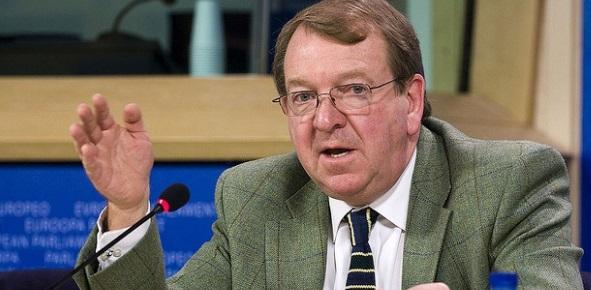 رئيس انجمن اروپايي براي آزادي عراق از ائتلاف عربي تقدير كرد و نسبت به نرمش با ايران هشدار داد