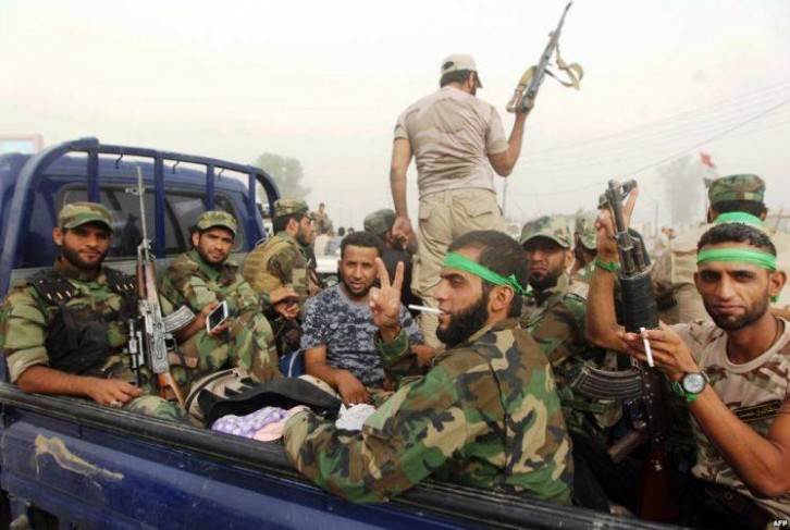 در آستانه توافق اتمی با قدرتهای بزرگ ایران چهار هزار پاسدار برای جنگ به عراق می فرستد در آستانه توافق اتمی با قدرتهای بزرگ ایران چهار هزار پاسدار برای جنگ به عراق می فرستد