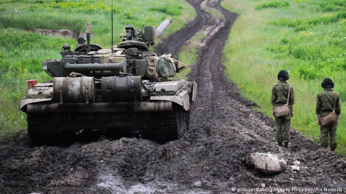 استقرار تانک‌های پیشرفته روسی در لاذقیه؛ مسکو در پی چیست؟