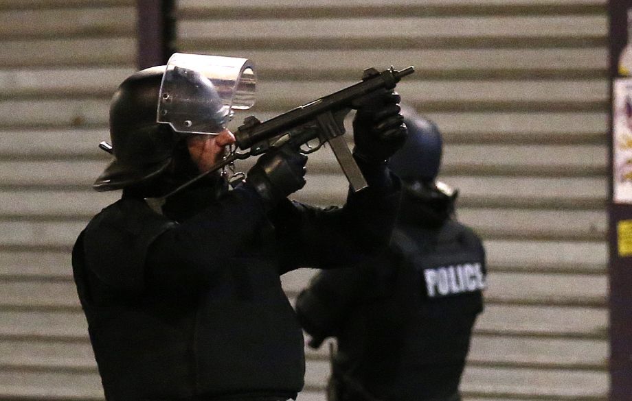 زن داعشی خود را در شمال پاریس منفجر کرد