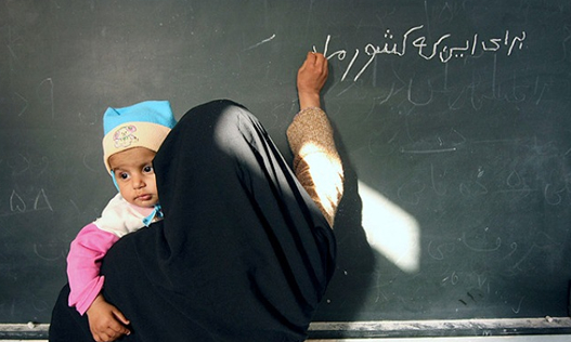 وجود بیش از ۱۴ هزار بیسواد در استان گیلان وجود بیش از ۱۴ هزار بیسواد در استان گیلان