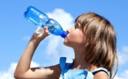محققان می گویند؛ نوشیدن بیش از اندازه آب می تواند مرگبار باشد