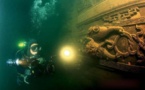 کشف هزاران قطعه تاریخی درون یک کشتی در رودخانه‌ای در چین