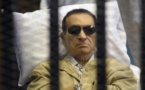 تجدید محاکمه حسنی مبارک ناگهان متوقف شد