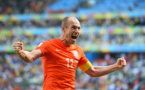 صعود هلند در پی پیروزی بر کوستاریکا در ضربات پنالتی