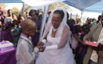 ازدواج باور نکردنی کودک 9 ساله با زن 62 ساله+عکس